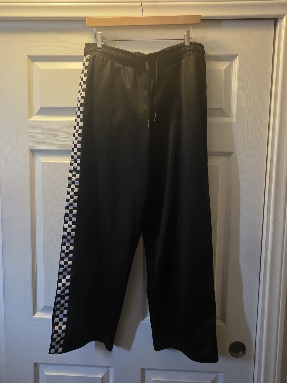 Vans Black Joggers with Checkerboard Side Stripe Size XL